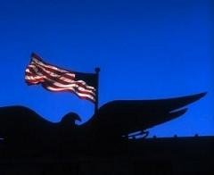 Buscando visas, buscando un muerto